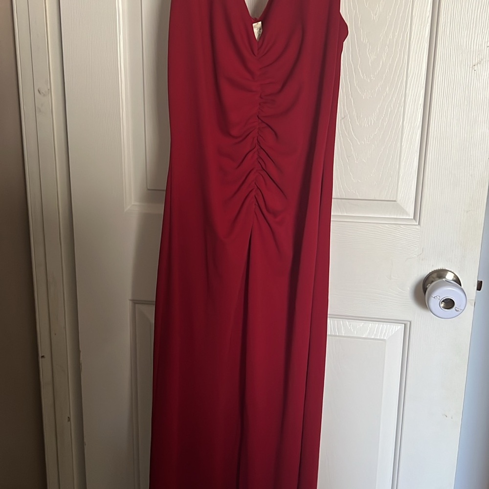 Elegant Red Sleeveless Dress